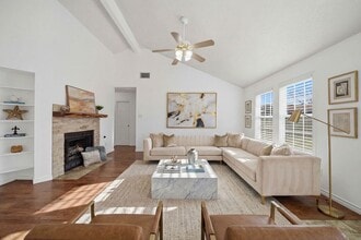 2805 Pickett Dr in League City, TX - Building Photo - Building Photo