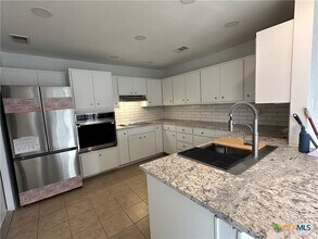 136 Discovery Ln in San Marcos, TX - Building Photo - Building Photo