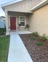 4643 SW 84th St Rd in Ocala, FL - Building Photo