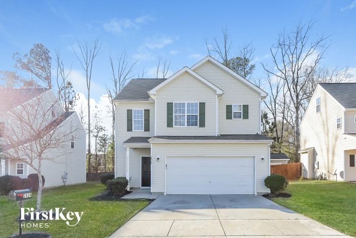 2824 Smooth Stone Trail in Raleigh, NC - Building Photo