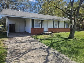 201 Smith St in Petal, MS - Building Photo