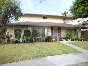 646 S Cypress St in Orange, CA - Building Photo - Building Photo