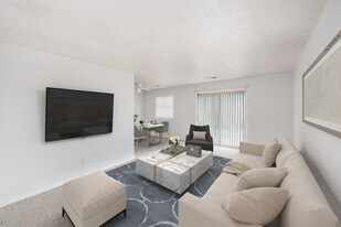 Apartments @ Marten Court in Indianapolis, IN - Building Photo