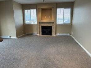 7556-7556 Topaz Dr in Chilliwack, BC - Building Photo - Building Photo