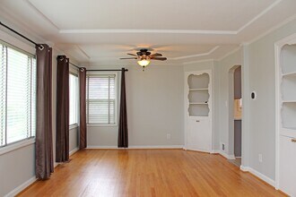 1815 NE 79th Ave in Portland, OR - Building Photo - Building Photo