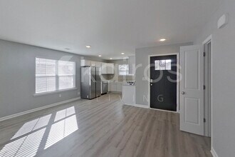 342 Angela St in Prattville, AL - Foto de edificio - Building Photo