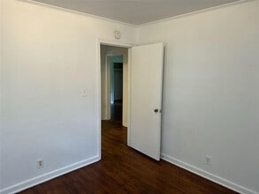 828 Catherine St in Forest Park, GA - Building Photo - Building Photo