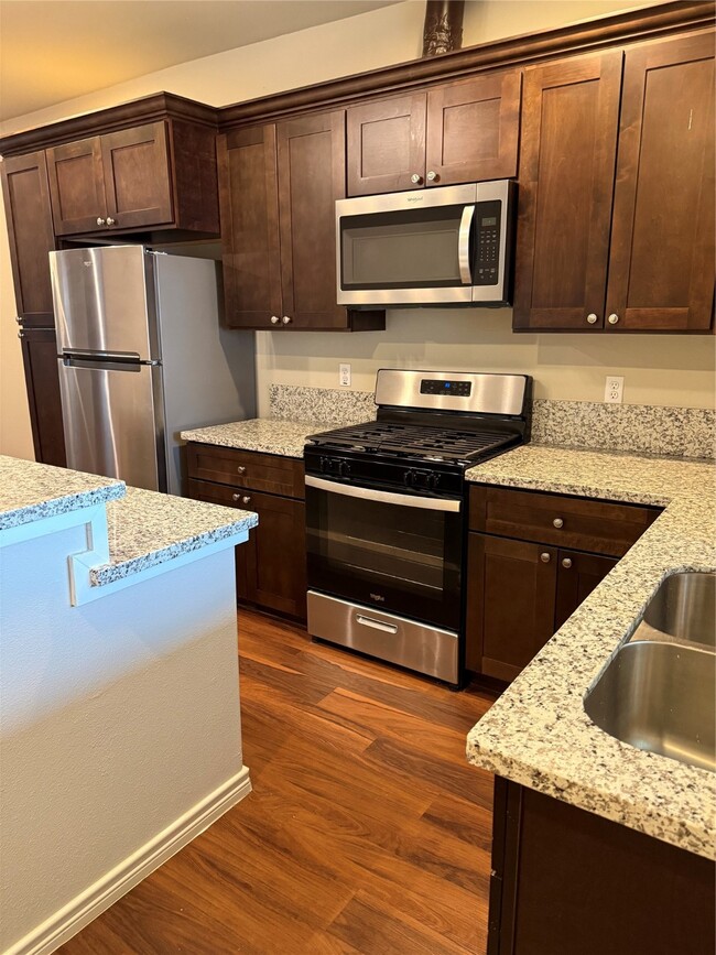 6539 Crestford Ln in Pasadena, TX - Building Photo - Building Photo