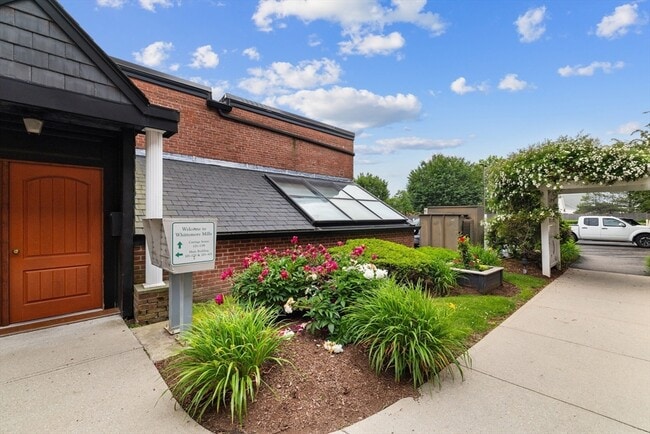 21 Linden St in Quincy, MA - Building Photo - Building Photo