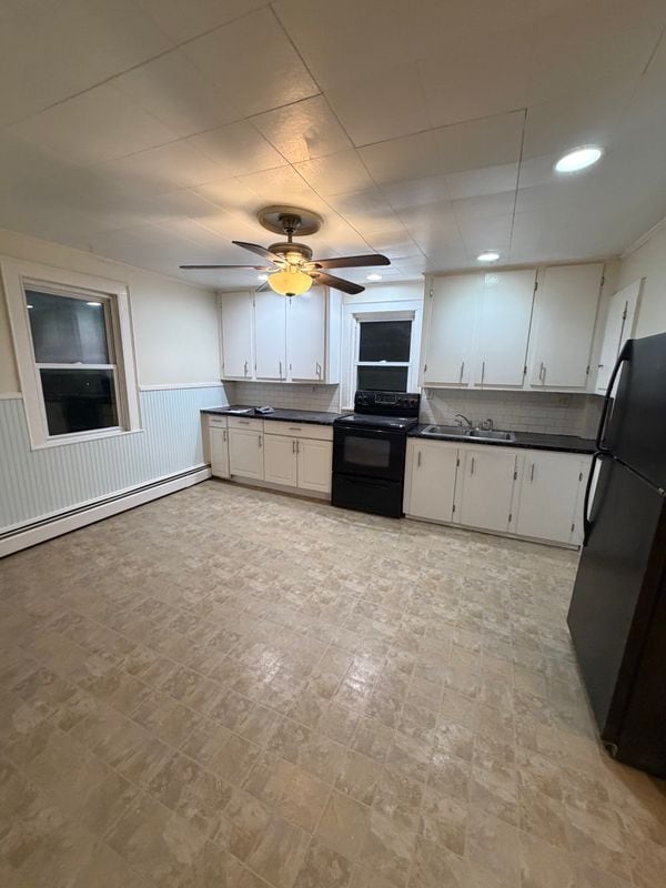 28 1/2 Grove Street, #2 in Salem, MA - Foto de edificio - Building Photo