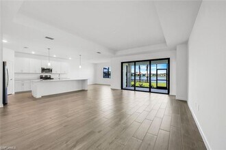 19421 Hinkley Dr in Estero, FL - Building Photo - Building Photo