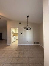 14884 Rockridge Ln in Fontana, CA - Building Photo - Building Photo