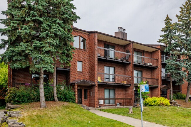 620 Chomedey Boul