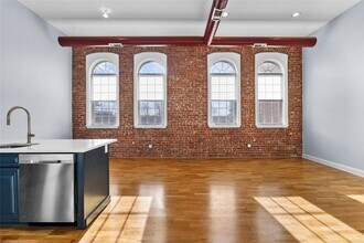 200 School House Rd in Peekskill, NY - Building Photo - Building Photo