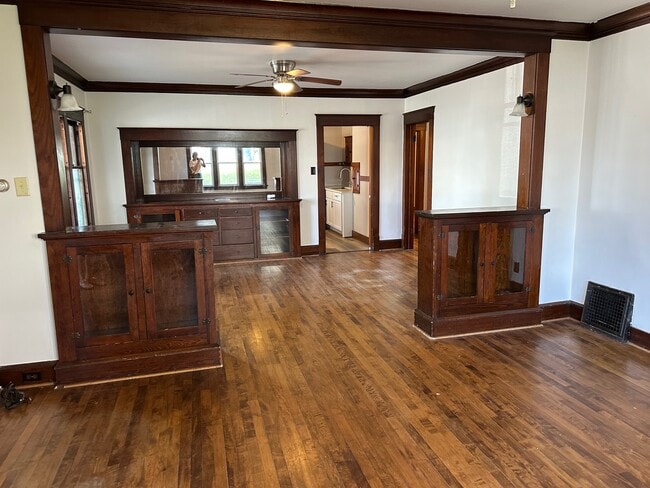 507 Niagara Ave, Unit 507