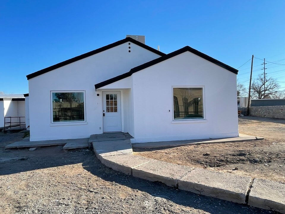 8569 Dorbandt Cir in El Paso, TX - Building Photo