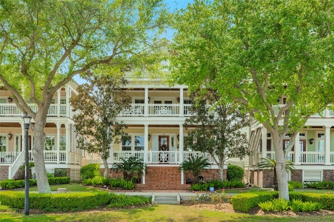 property at 6 Criolla Ct