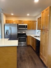 2205 A E Isaacs Ave in West Palm Beach, FL - Foto de edificio - Building Photo