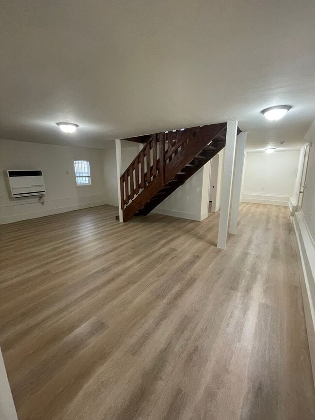 2924 Filbert St in Oakland, CA - Building Photo - Building Photo