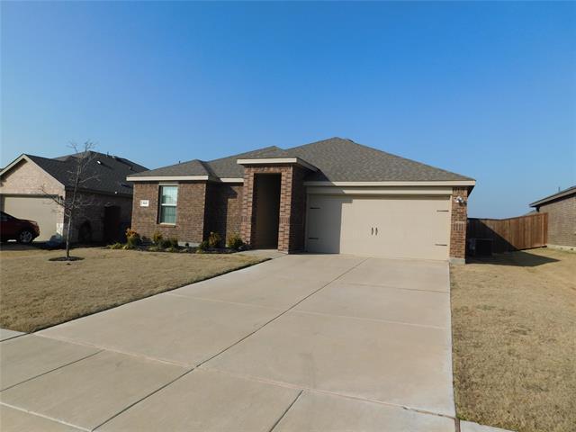 913 Glover Dr in Aubrey, TX - Building Photo - Building Photo