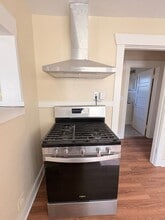 210 Las Flores Ave in Modesto, CA - Building Photo - Building Photo