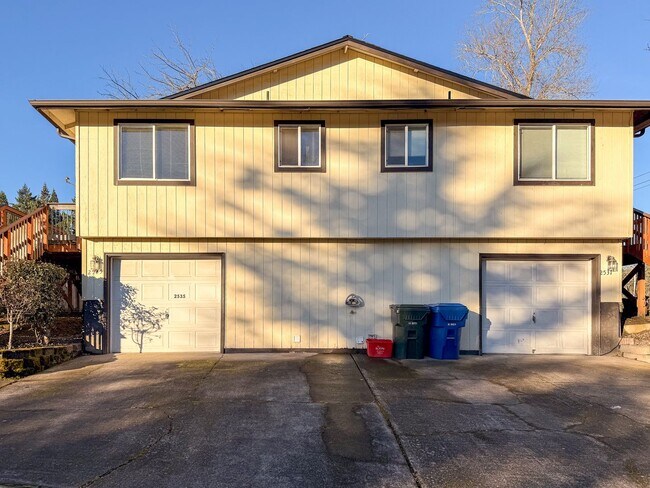 2535-2537 Wilark Dr NW in Salem, OR - Building Photo - Building Photo