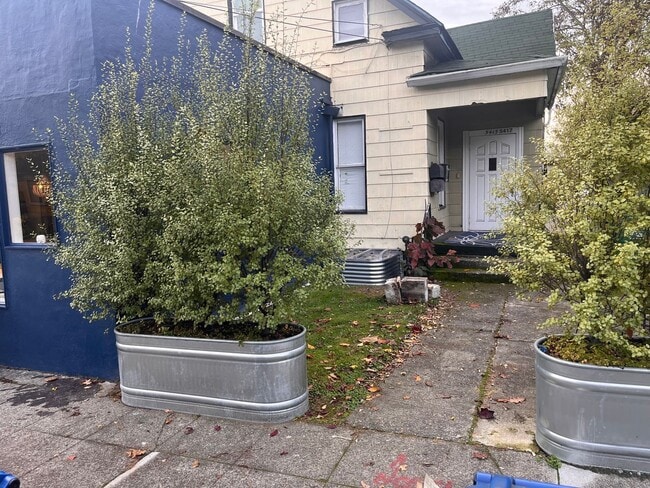 property at 5415 6th Ave NW