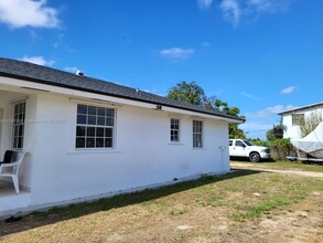 39001 SW 209th Ave in Homestead, FL - Building Photo - Building Photo