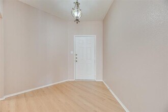 6464 Downeast Dr in Fort Worth, TX - Building Photo - Building Photo