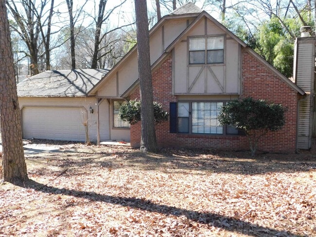 12721 Valleywood Dr in Little Rock, AR - Building Photo - Building Photo