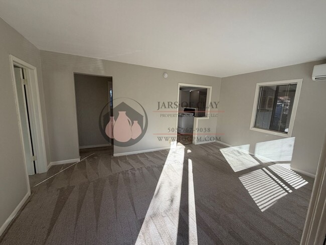 305 Bradley Dr SE in Salem, OR - Building Photo - Building Photo