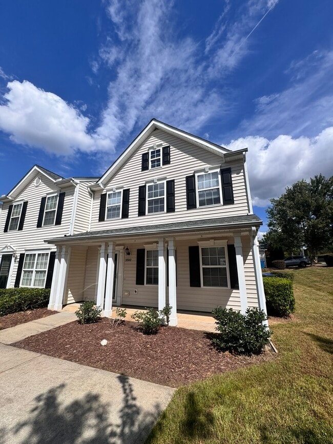 5302 Dilbagh Dr in Durham, NC - Building Photo - Building Photo