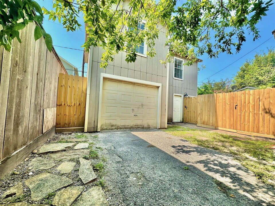 114 Munford St in Houston, TX - Building Photo