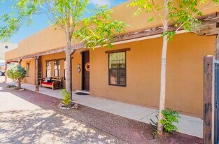 412 Grove St SE in Albuquerque, NM - Building Photo