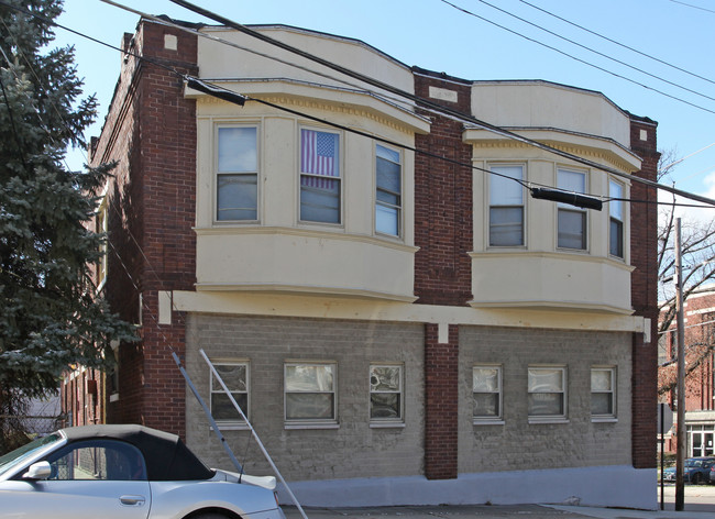 5018 Marion Ave in Cincinnati, OH - Building Photo - Building Photo