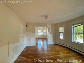 881 Broadway in Somerville, MA - Building Photo - Building Photo