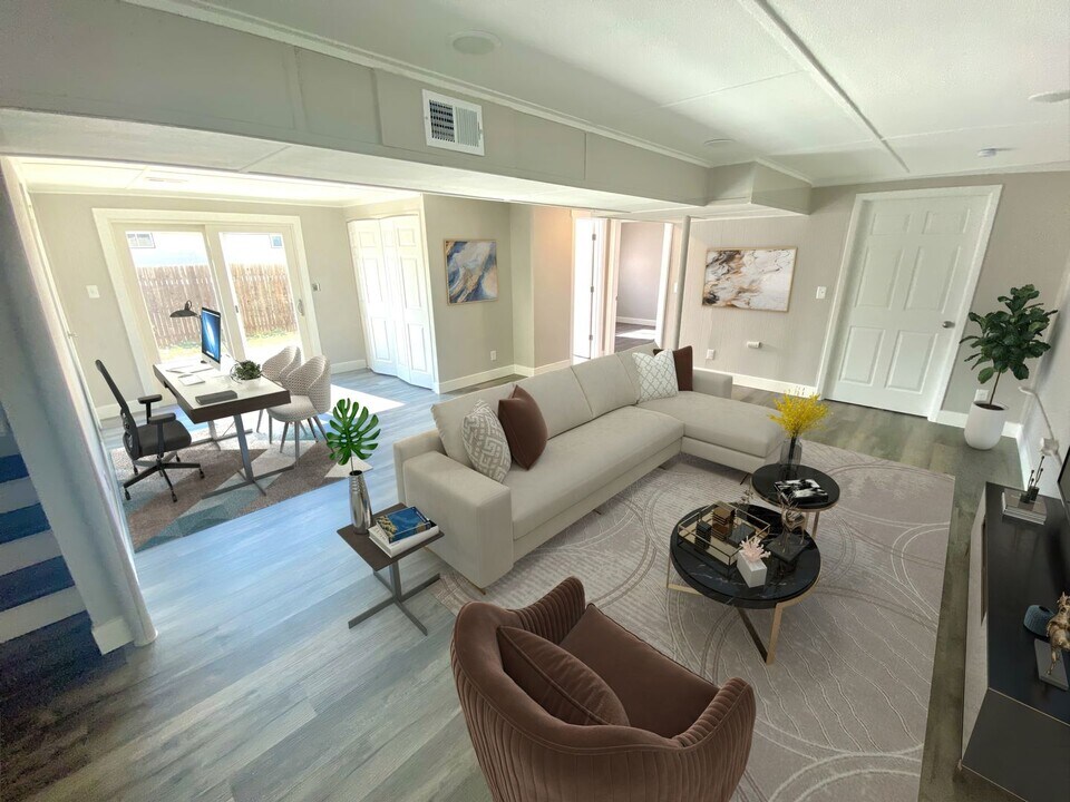 4486 S Newton St in Denver, CO - Building Photo