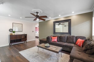 4633 Marine Ave, Unit 228 in Lawndale, CA - Building Photo