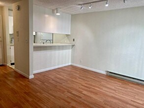 395 Imperial in Daly City, CA - Building Photo - Building Photo