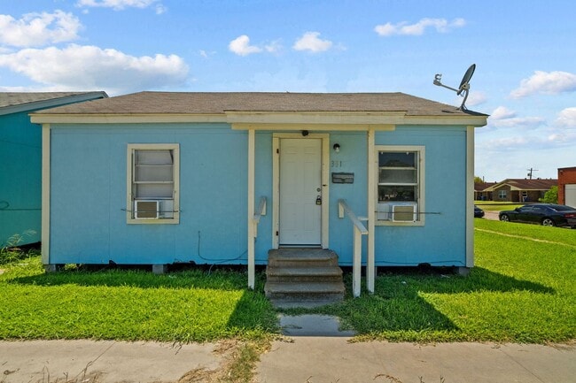 property at 331 9th St N