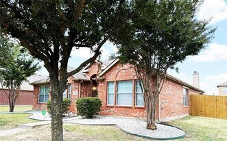 220 Ame Ln in Royse City, TX - Building Photo