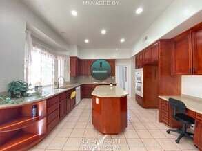15659 Turnberry St in Moreno Valley, CA - Building Photo - Building Photo