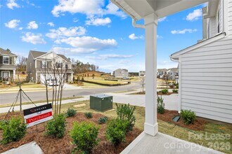 1609 Swallow Tail Dr in Belmont, NC - Building Photo - Building Photo