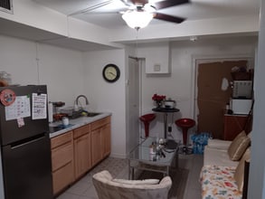 7909 NW 40th St in Hollywood, FL - Building Photo - Building Photo