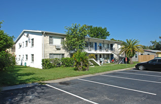 404 S Mercury Ave Apartments