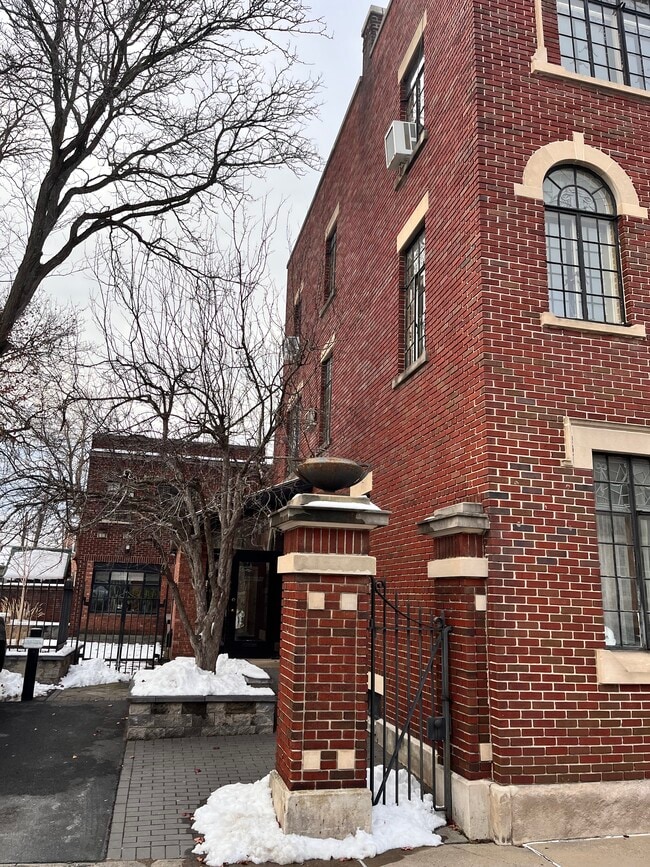 30 Jay St, Unit 30 Jay in Schenectady, NY - Foto de edificio - Building Photo
