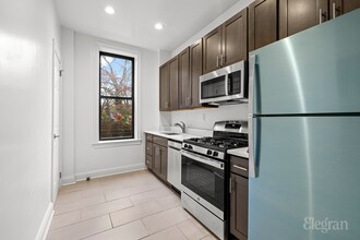 327 Sterling Pl in Brooklyn, NY - Building Photo - Building Photo