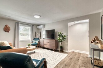 2818 Rose Hill St in Boise, ID - Building Photo - Building Photo