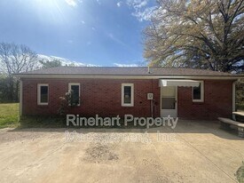 866 State Rd 316 in Chester, SC - Building Photo