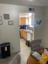 6005 Fortuna Rd NW, Unit B in Albuquerque, NM - Foto de edificio - Building Photo